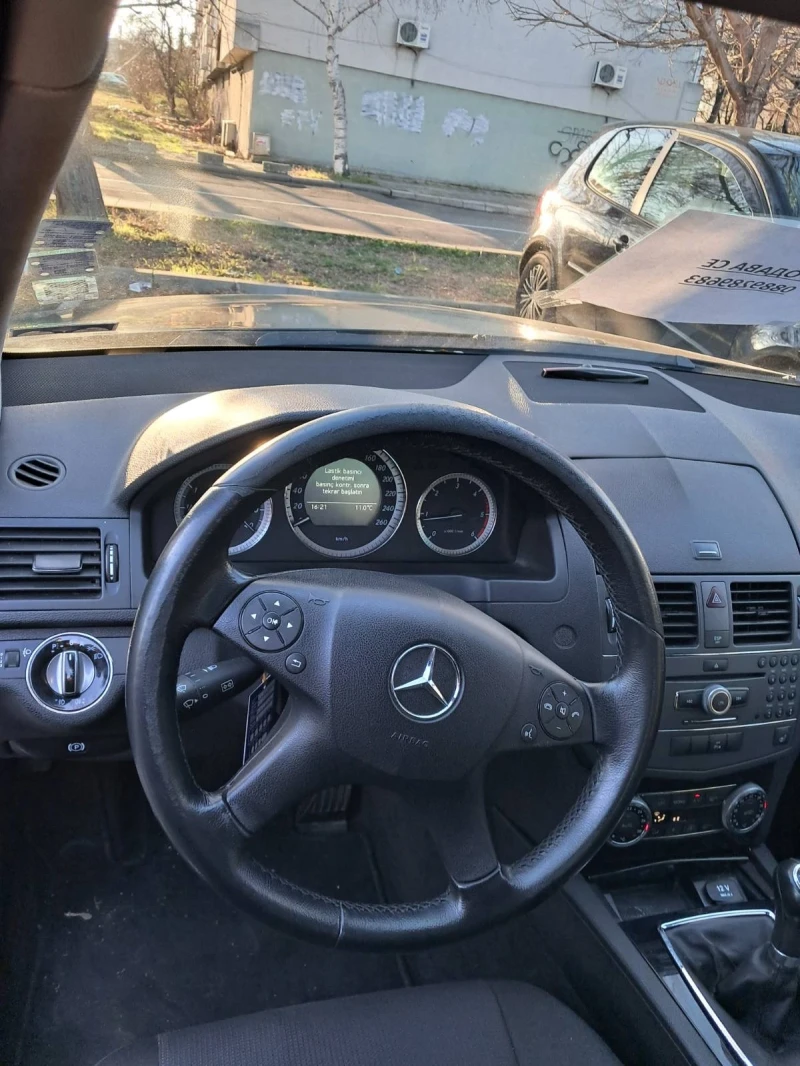 Mercedes-Benz C 200, снимка 4 - Автомобили и джипове - 48453047