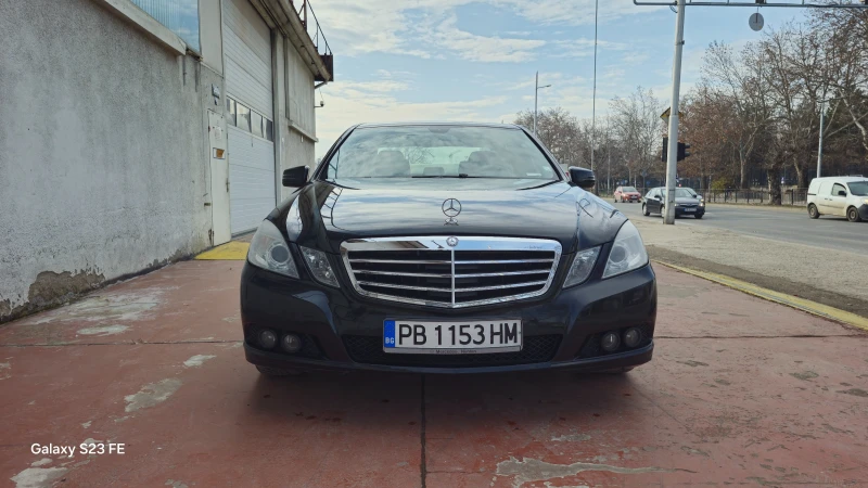 Mercedes-Benz E 220, снимка 2 - Автомобили и джипове - 48812417