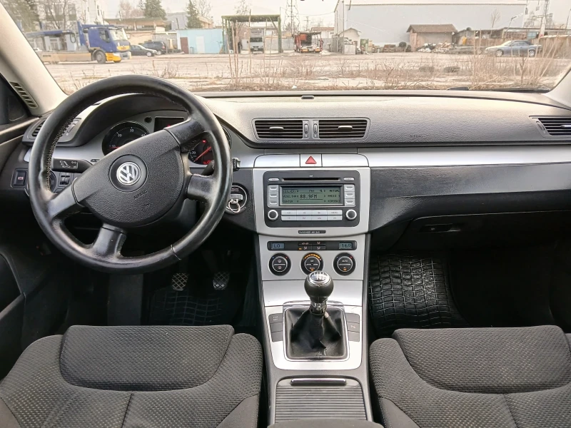 VW Passat 2.0TDI-140, снимка 11 - Автомобили и джипове - 48981972