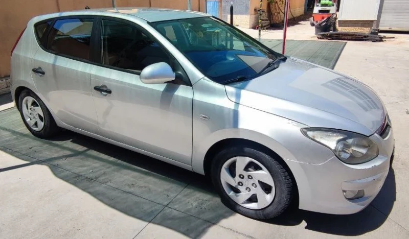 Hyundai I30, снимка 4 - Автомобили и джипове - 51243007