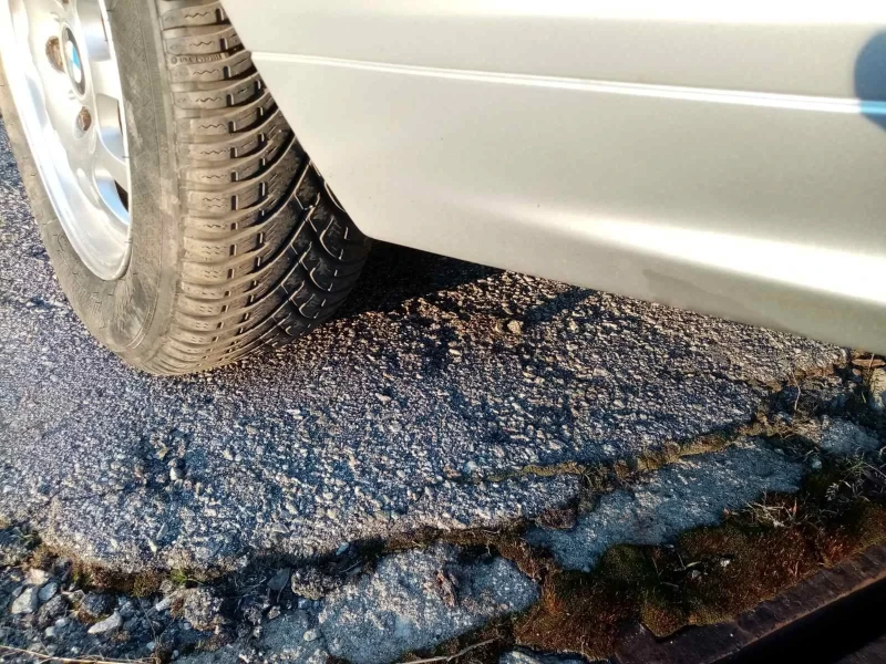 BMW 320 136 коня, снимка 5 - Автомобили и джипове - 51674231