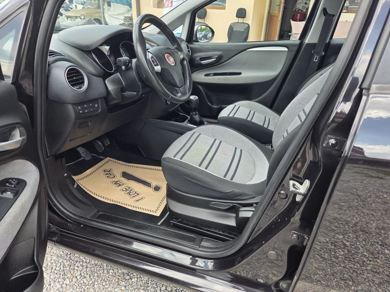 Fiat Punto 1.3 m-jet EVO, снимка 7 - Автомобили и джипове - 51613529