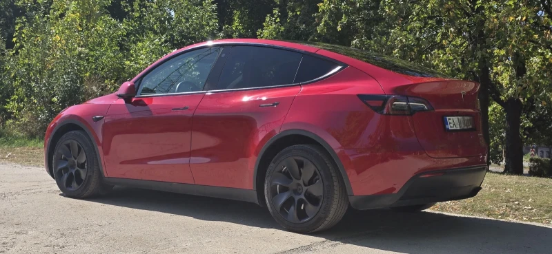 Tesla Model Y Dual Motor Long Range, снимка 4 - Автомобили и джипове - 51632798