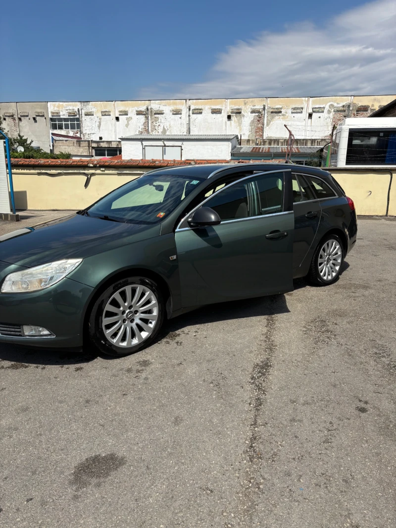 Opel Insignia, снимка 3 - Автомобили и джипове - 52638319