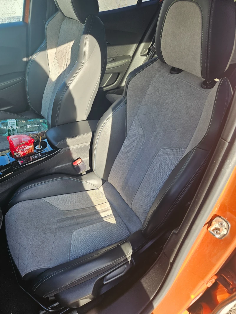 Peugeot 2008, снимка 7 - Автомобили и джипове - 52385202