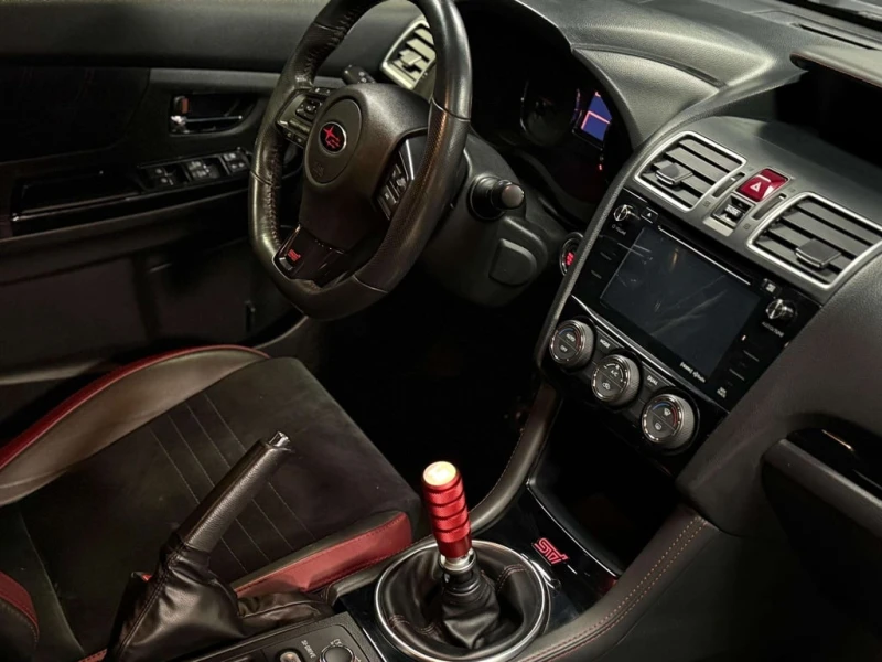 Subaru WRX * STI high+ W+ KA+ RE+ BSD+ NAVI(H/K)+ M/R * CARFA, снимка 7 - Автомобили и джипове - 53246180