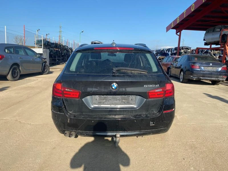 BMW 530 3.0d xDrive, снимка 6 - Автомобили и джипове - 41991008