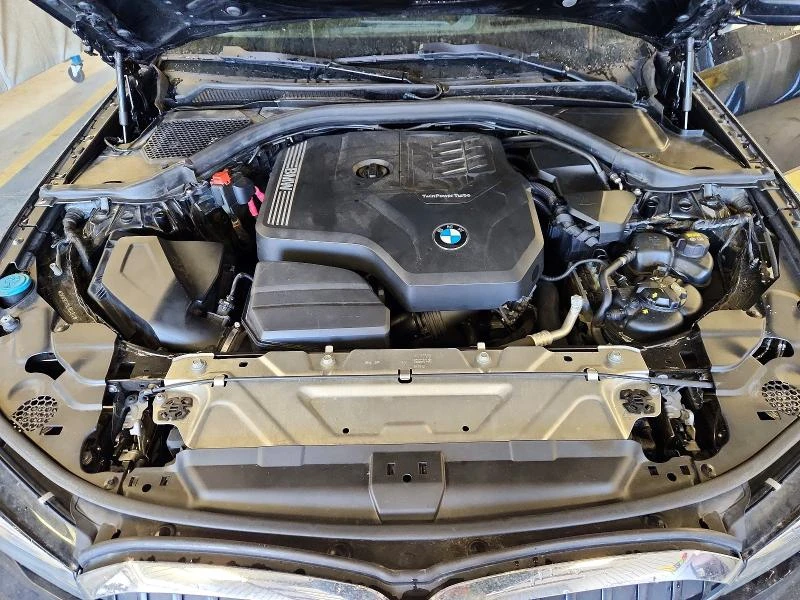 BMW 330 2.0L 4 ALL WHEEL DRIVE, снимка 11 - Автомобили и джипове - 54147913