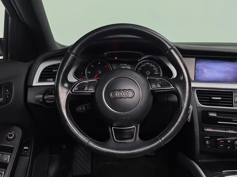 Audi A4 2.0 TDI, снимка 13 - Автомобили и джипове - 55009822