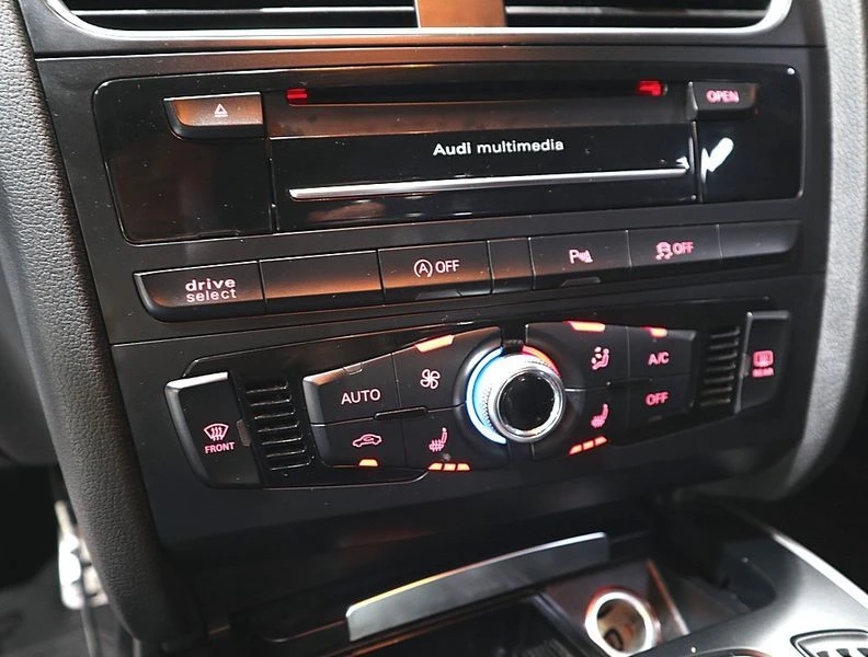 Audi A5 35 TDI / Quattro / CARFAX, снимка 13 - Автомобили и джипове - 55594390