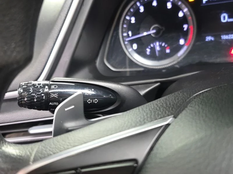 Hyundai Sonata 2.0 Automatic, снимка 10 - Автомобили и джипове - 55658598