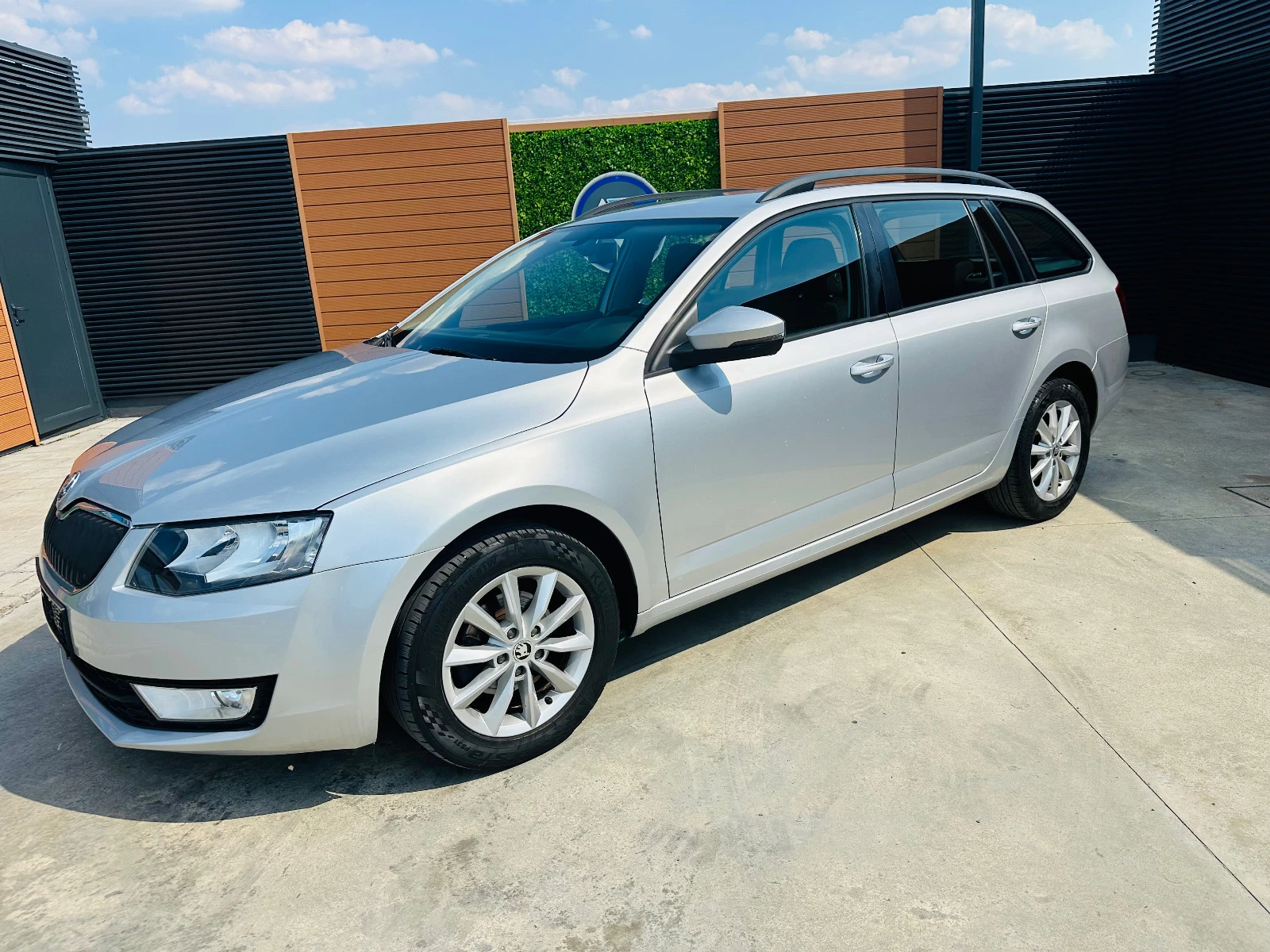 Skoda Octavia 1.6 TDI  - изображение 5