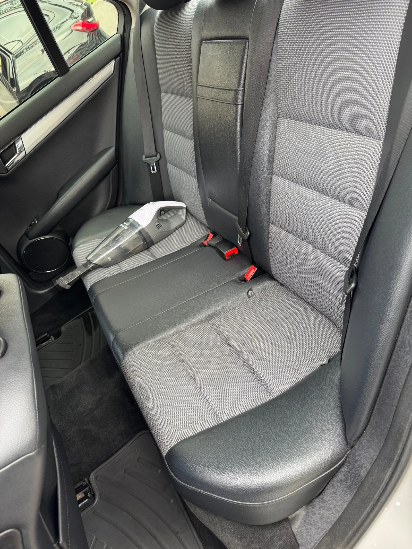 Mercedes-Benz C 220 w204 646 - изображение 8