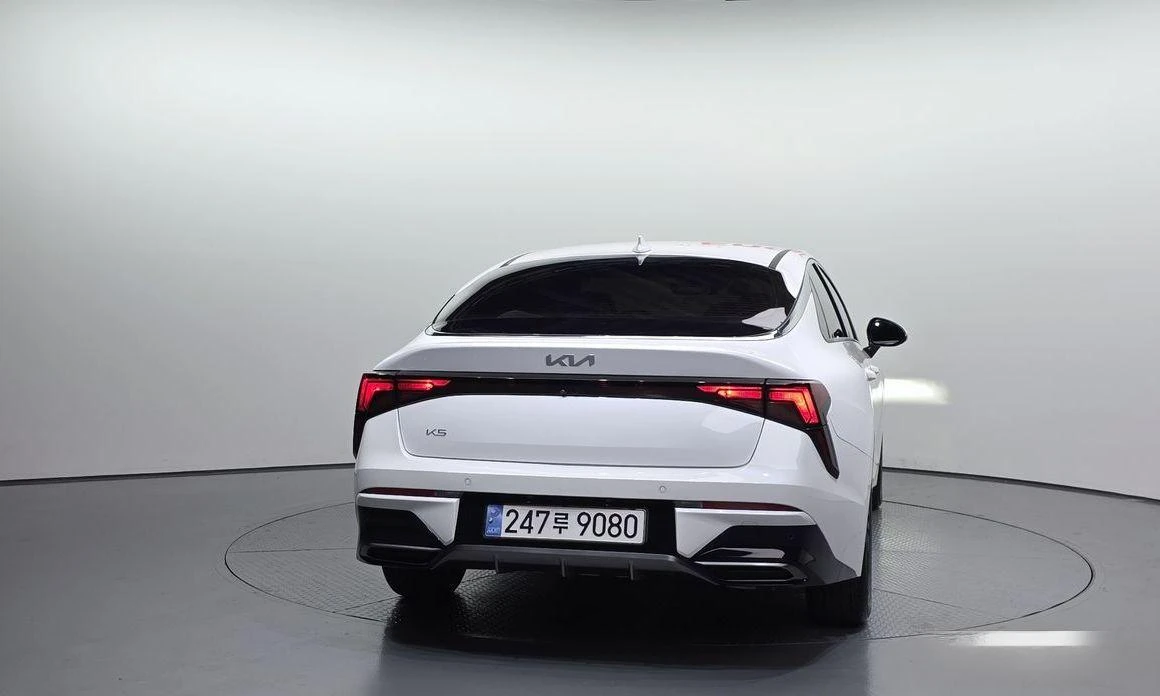 Kia K5 2.0 LPi Prestige * НАЙ-ДОБРА ЦЕНА В БЪЛГАРИЯ*  - изображение 4