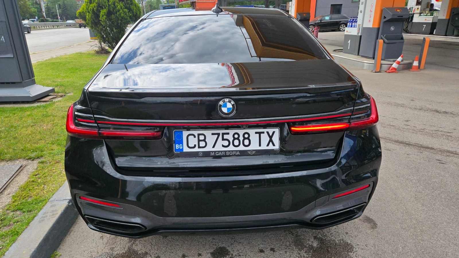 BMW 750 750i M X Drive БАРТЕР , снимка 3 - Автомобили и джипове - 53382556