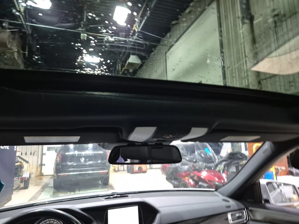 Mercedes-Benz E 250 * BLUETEC * CARFAX * ����������� | Mobile.bg � ����������� 12