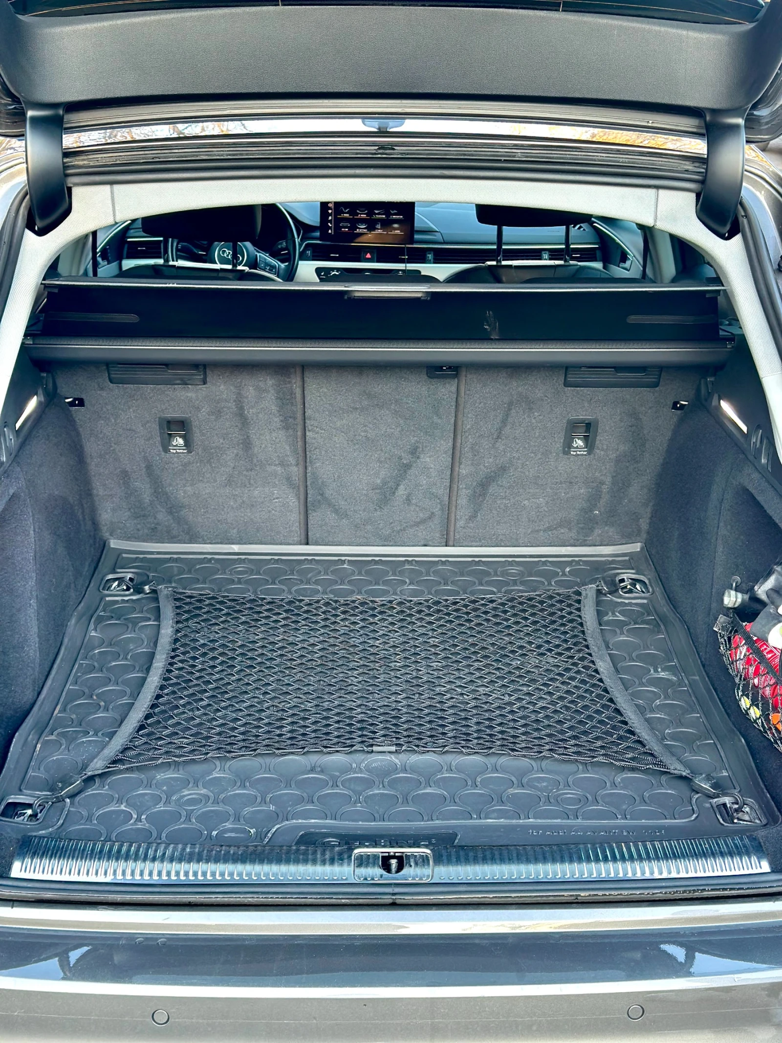 Audi A4 2.0TDI 136hp * Hybrid* LED* Distronic*  - изображение 5