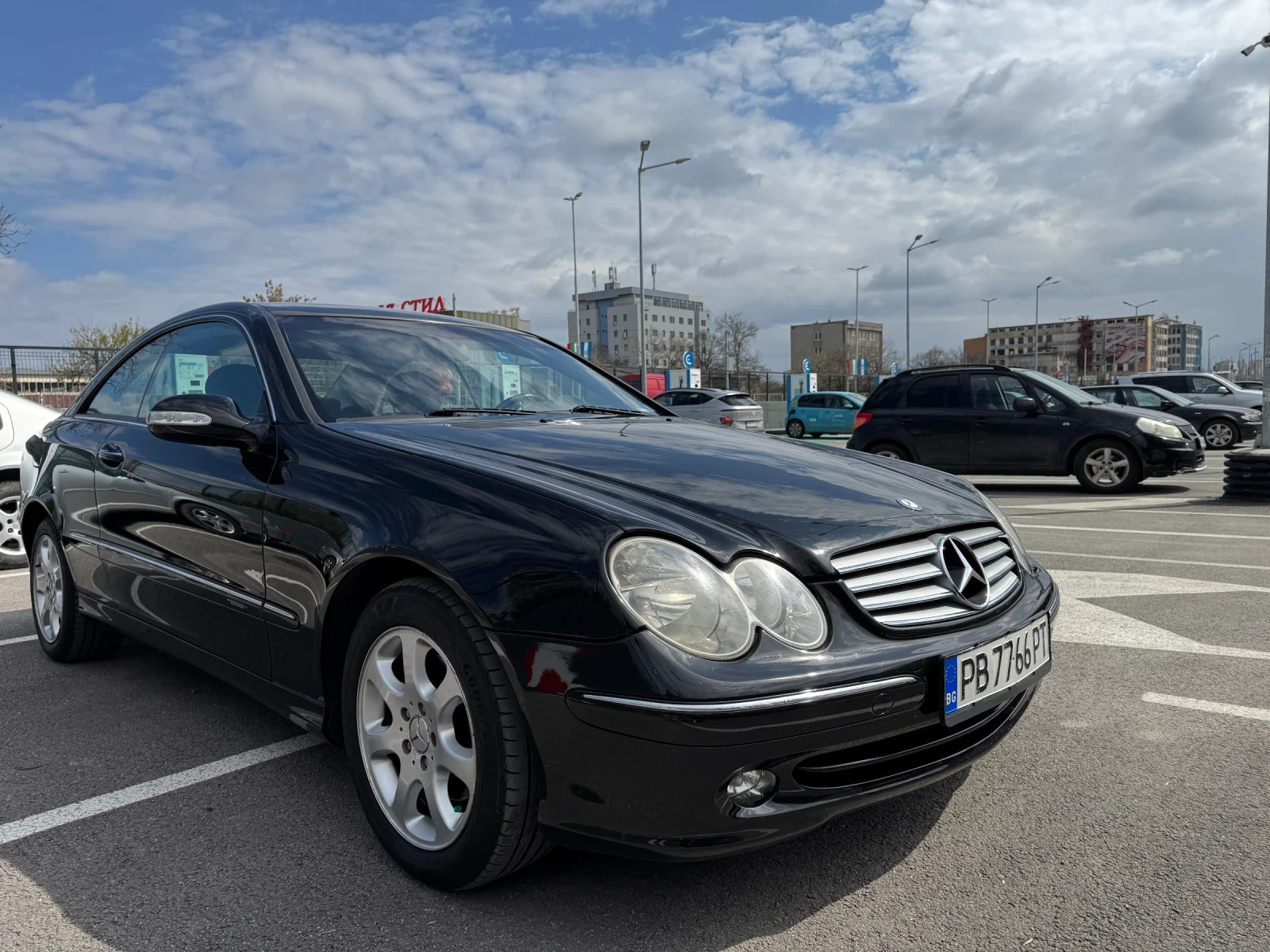 Mercedes-Benz CLK, снимка 3 - Автомобили и джипове - 53849279