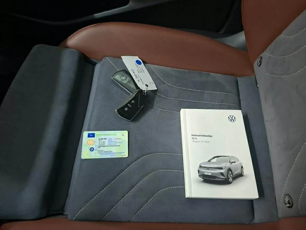 VW ID.4 77KWH/1ST MAX/ТЕРМОПОМПА/KEYLESS/HEAD-UP/FULL, снимка 10 - Автомобили и джипове - 54149846