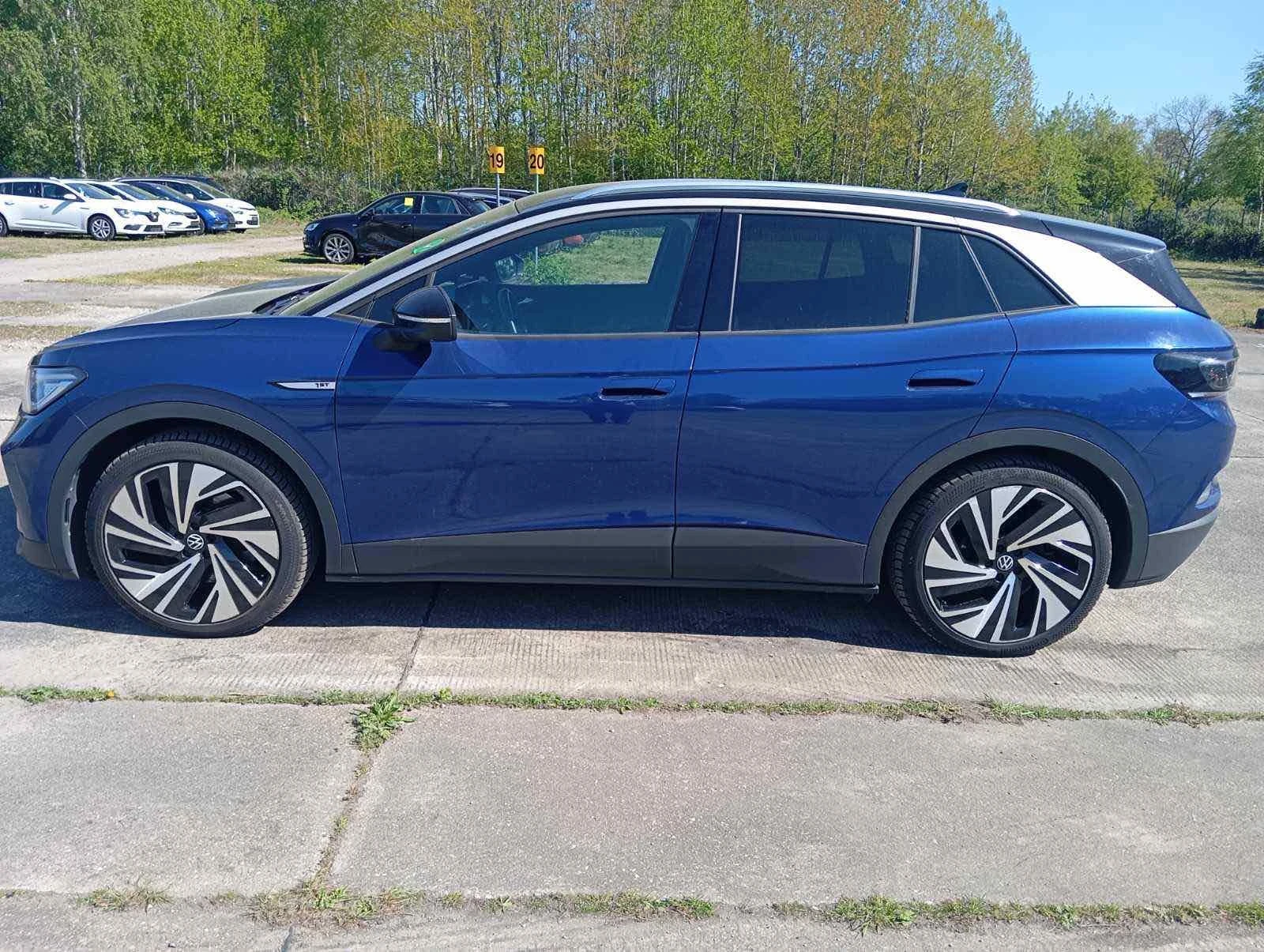 VW ID.4 77KWH/1ST MAX/ТЕРМОПОМПА/KEYLESS/HEAD-UP/FULL, снимка 3 - Автомобили и джипове - 54149846