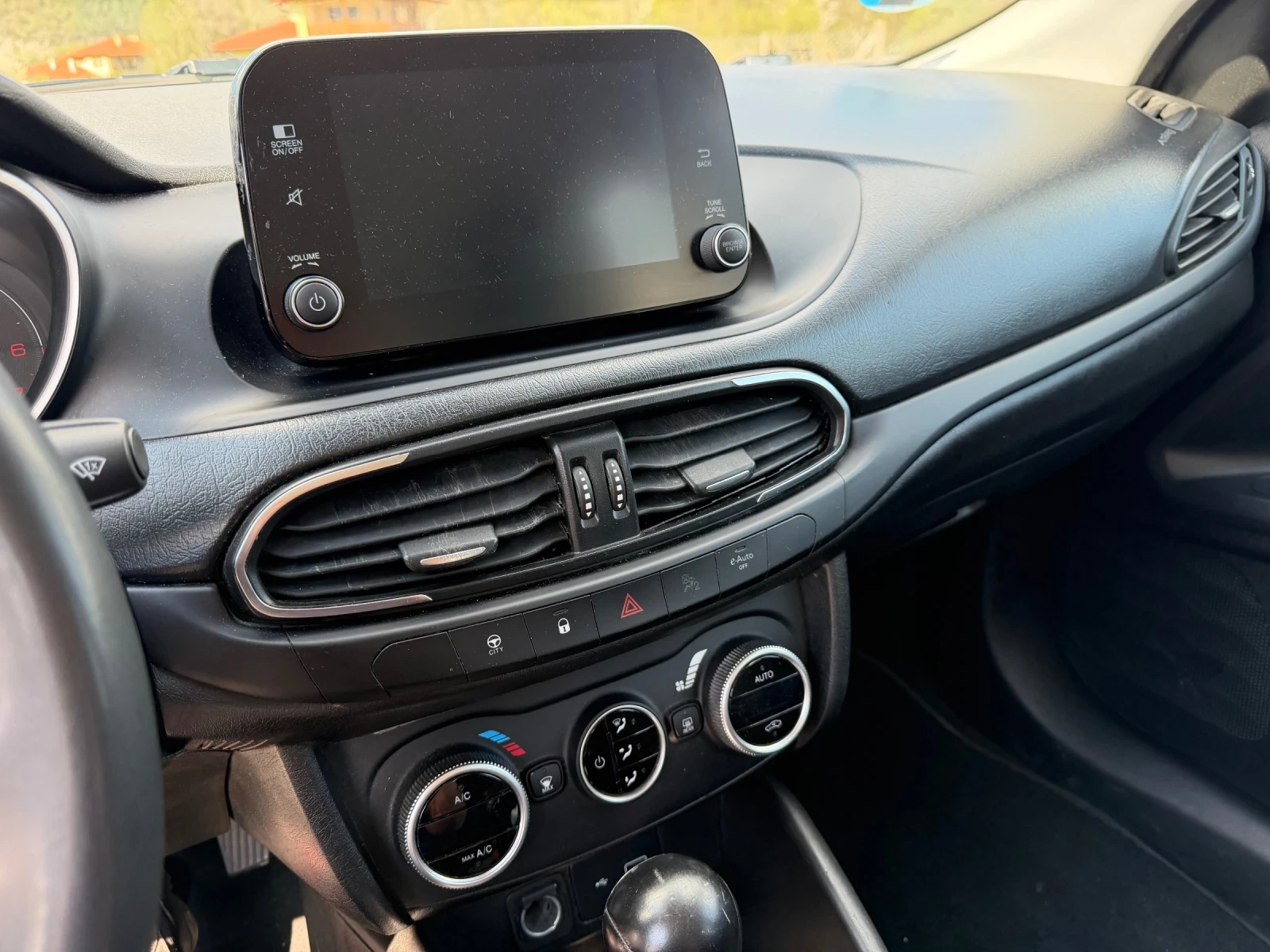 Fiat Tipo 1.5* hybrid* Automat, снимка 13 - Автомобили и джипове - 54238701