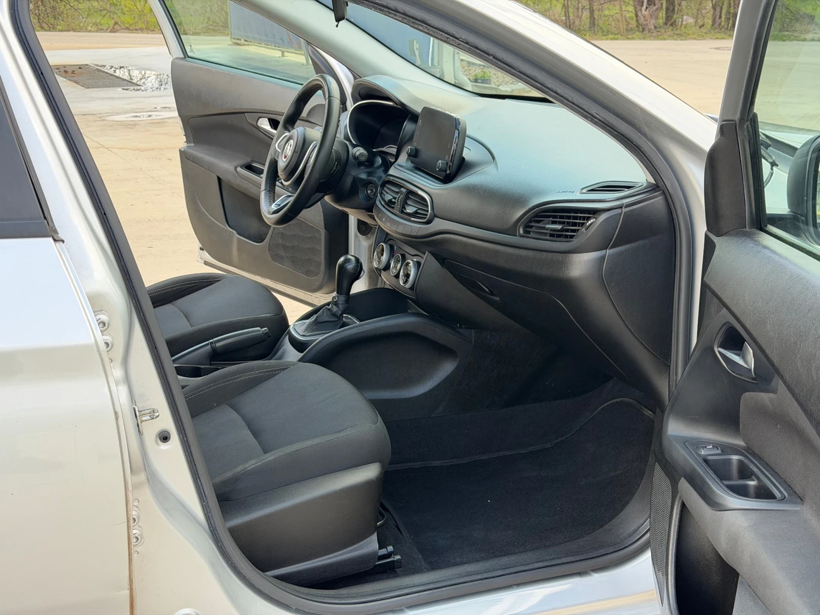 Fiat Tipo 1.5* hybrid* Automat, снимка 9 - Автомобили и джипове - 54238701