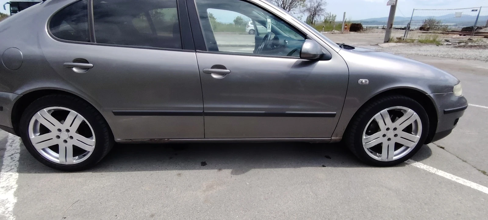 Seat Leon 1.9Tdi 6 ск. 131к.с, снимка 3 - Автомобили и джипове - 54483025