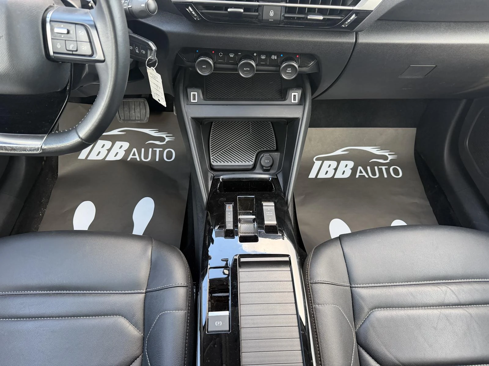 Citroen C4 1.5, Нов Внос, Automatic, снимка 16 - Автомобили и джипове - 54751958