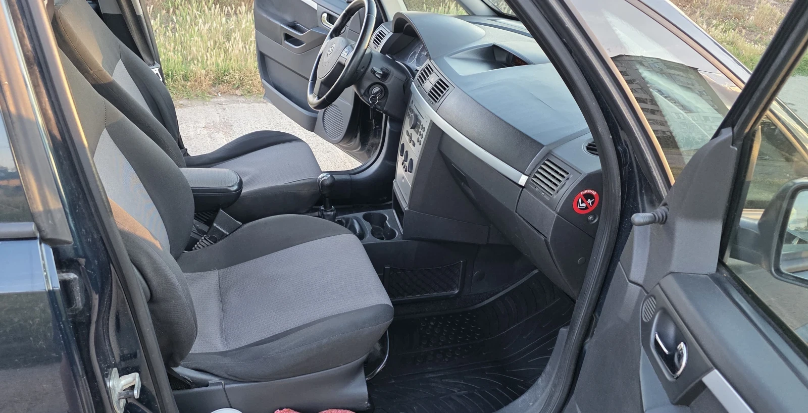 Opel Meriva 1.7 CDTI, снимка 11 - Автомобили и джипове - 54934388