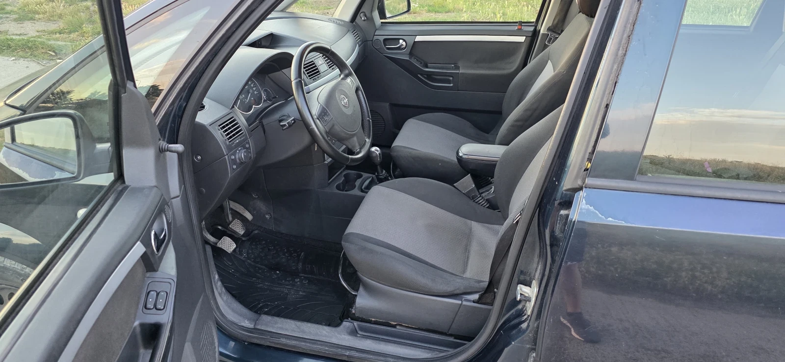 Opel Meriva 1.7 CDTI, снимка 9 - Автомобили и джипове - 54934388