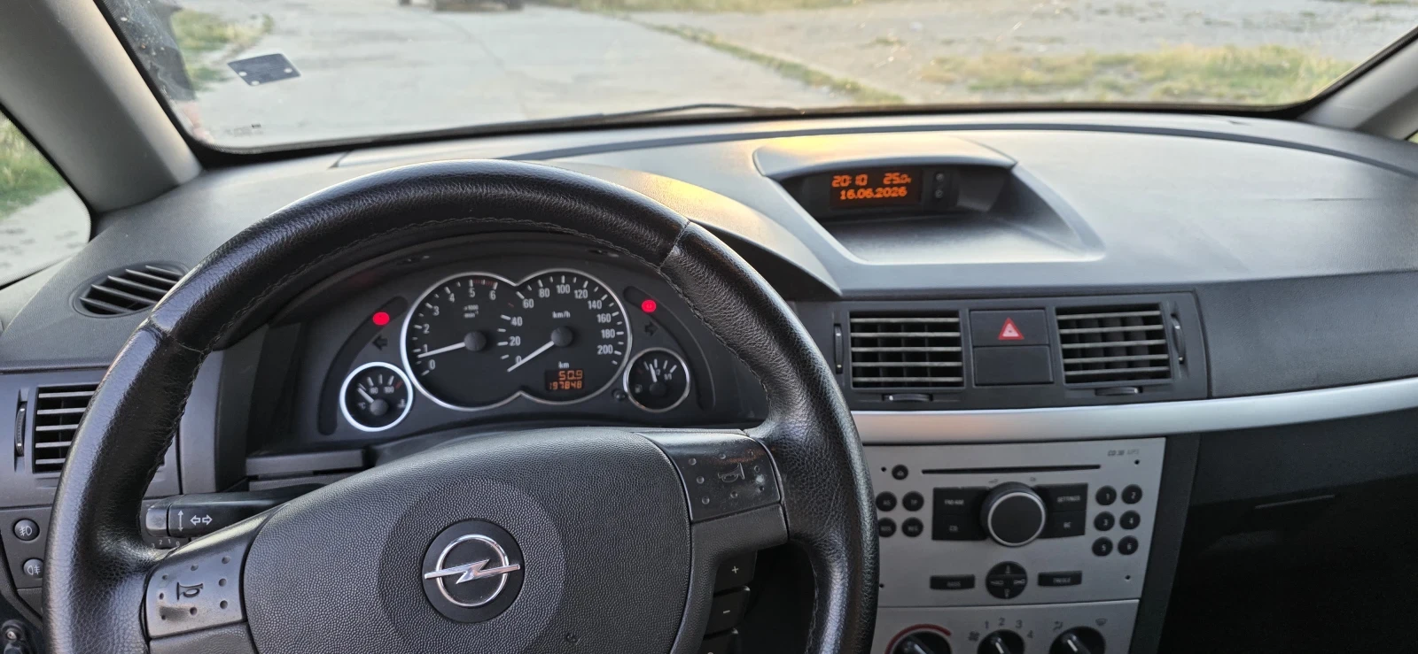 Opel Meriva 1.7 CDTI, снимка 10 - Автомобили и джипове - 54934388