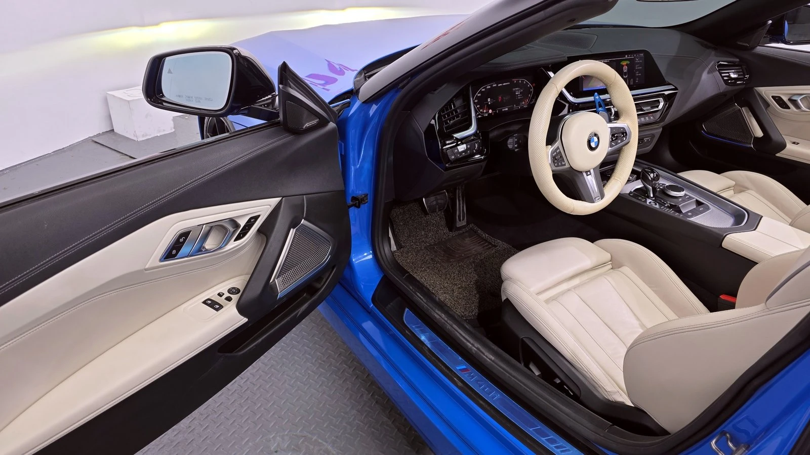 BMW Z4 M40i* HUD* BLIND SPOT* ПОДГРЕВ ВОЛАН* КРАЙНА ЦЕНА, снимка 10 - Автомобили и джипове - 55387656