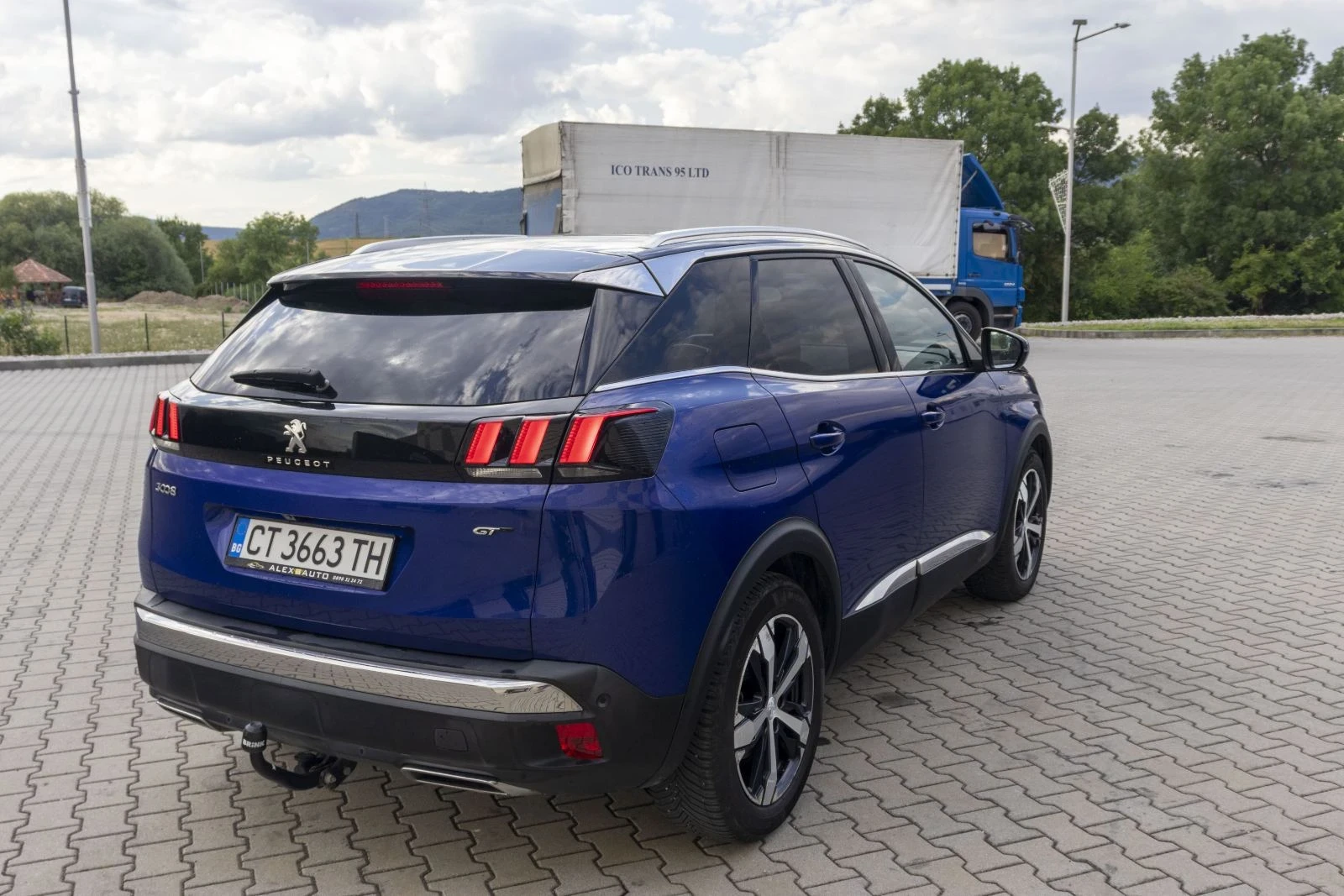 Peugeot 3008 2.0 Gt EAT8, снимка 13 - Автомобили и джипове - 55415743
