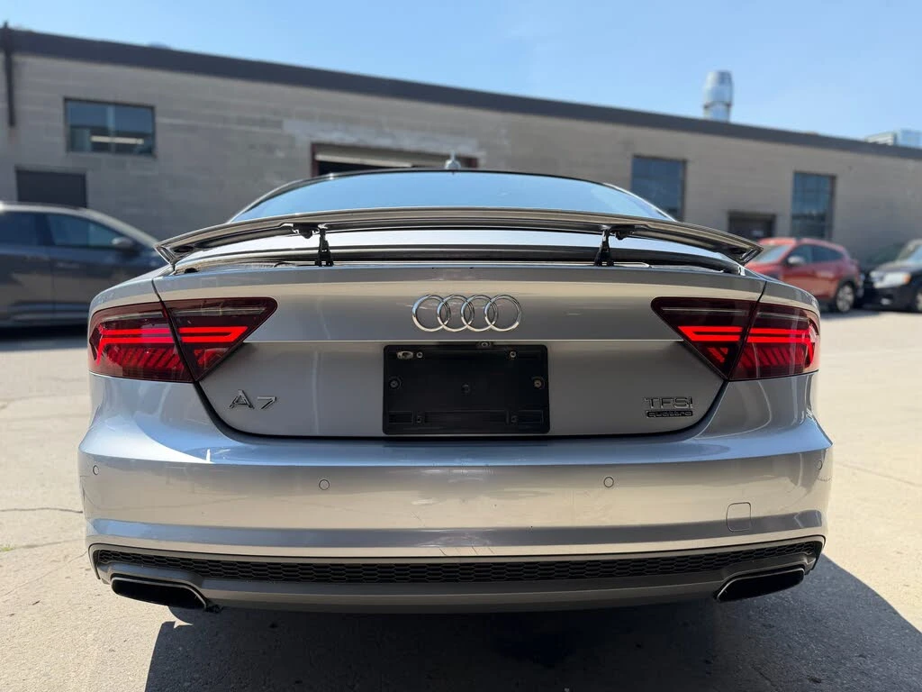Audi A7 Technik/S-Line/BOSE/360/Сервизна история/1 собств/, снимка 6 - Автомобили и джипове - 55433204