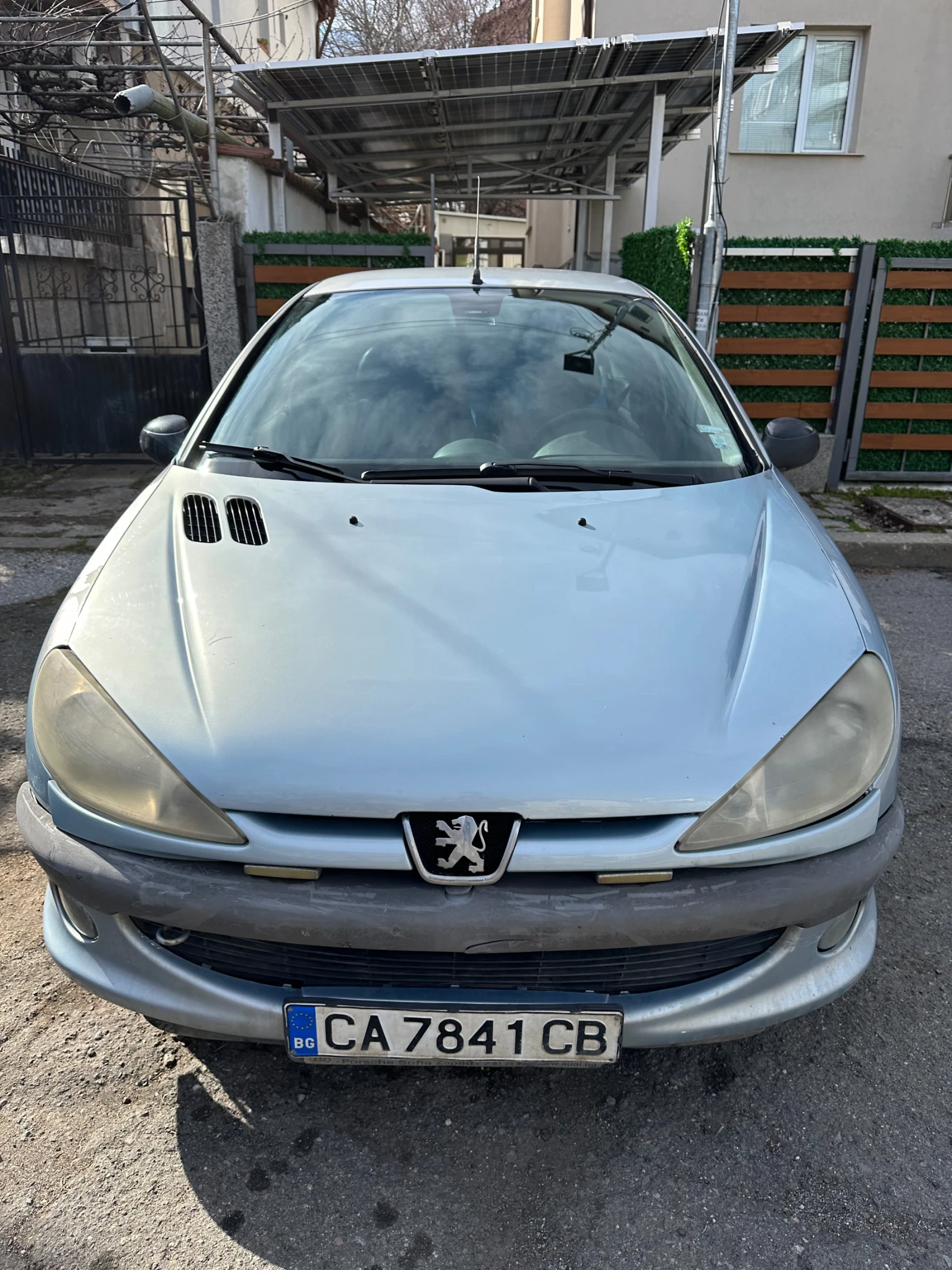 Peugeot 206