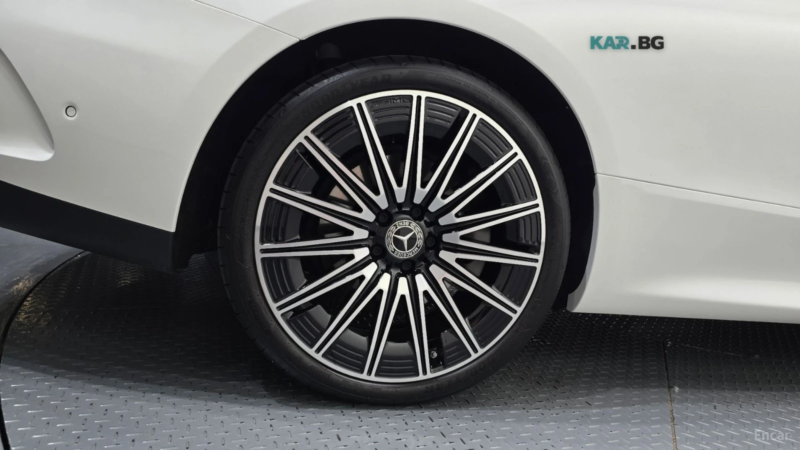 Mercedes-Benz CLE 450 4MATIC* BURMESTER* DISTRONIC* 360* МАСАЖИ* ОБДУХ* , снимка 16 - Автомобили и джипове - 56131348