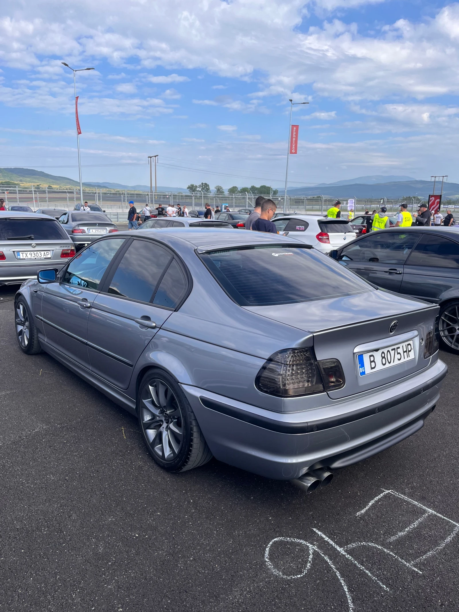 BMW 320 320d, снимка 2 - Автомобили и джипове - 56434492