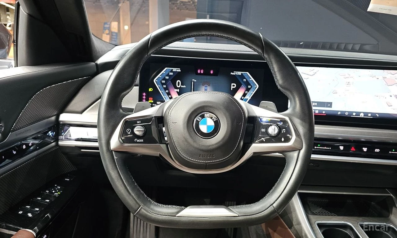 BMW 740 740i sDrive Design Pure Excellence, снимка 12 - Автомобили и джипове - 56677849