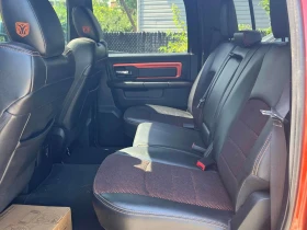 Dodge RAM 1500  4WD Crew Cab 140.5" Sport /CARFAX/АВТОКРЕДИТ , снимка 14