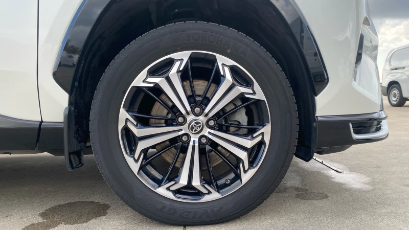 Toyota Rav4 2.5 PHEV STYLE Bi-Tone, снимка 14 - Автомобили и джипове - 52130356