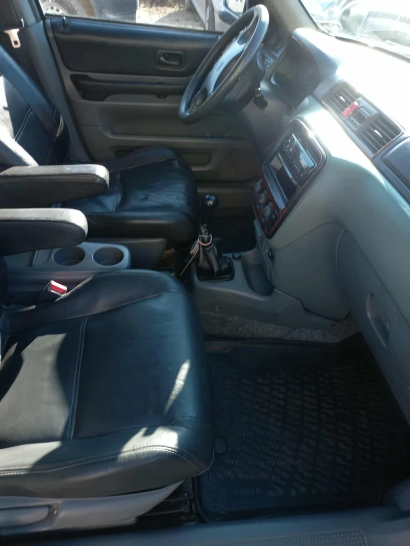 Honda Cr-v, снимка 7 - Автомобили и джипове - 52907534