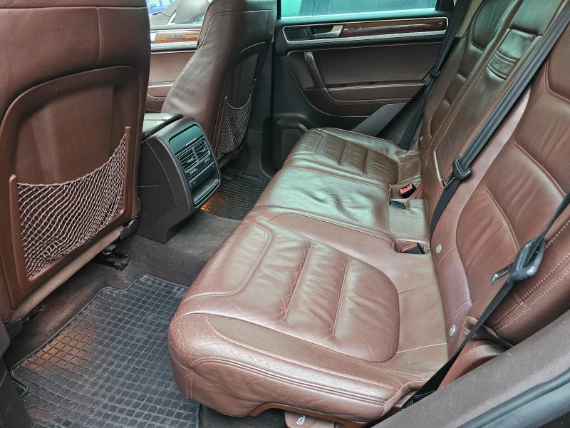 VW Touareg, снимка 7 - Автомобили и джипове - 53283659