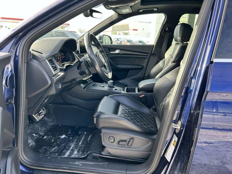 Audi SQ5 * quattro Prestige * CARFAX * ЦЕНА ДО БГ, снимка 13 - Автомобили и джипове - 53356875