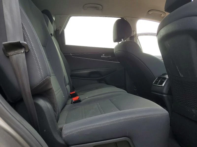 Kia Sorento 3.3L 6 FRONT WHEEL DRIVE | Mobile.bg � ����������� 11