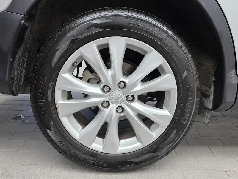 Toyota Rav4 2.5 4Wd 4Th Generation, снимка 5 - Автомобили и джипове - 56606195