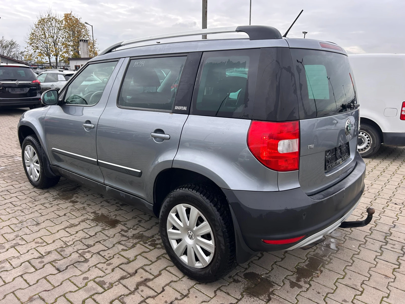 Skoda Yeti 1.2TSI NAVI EURO 5 - изображение 6