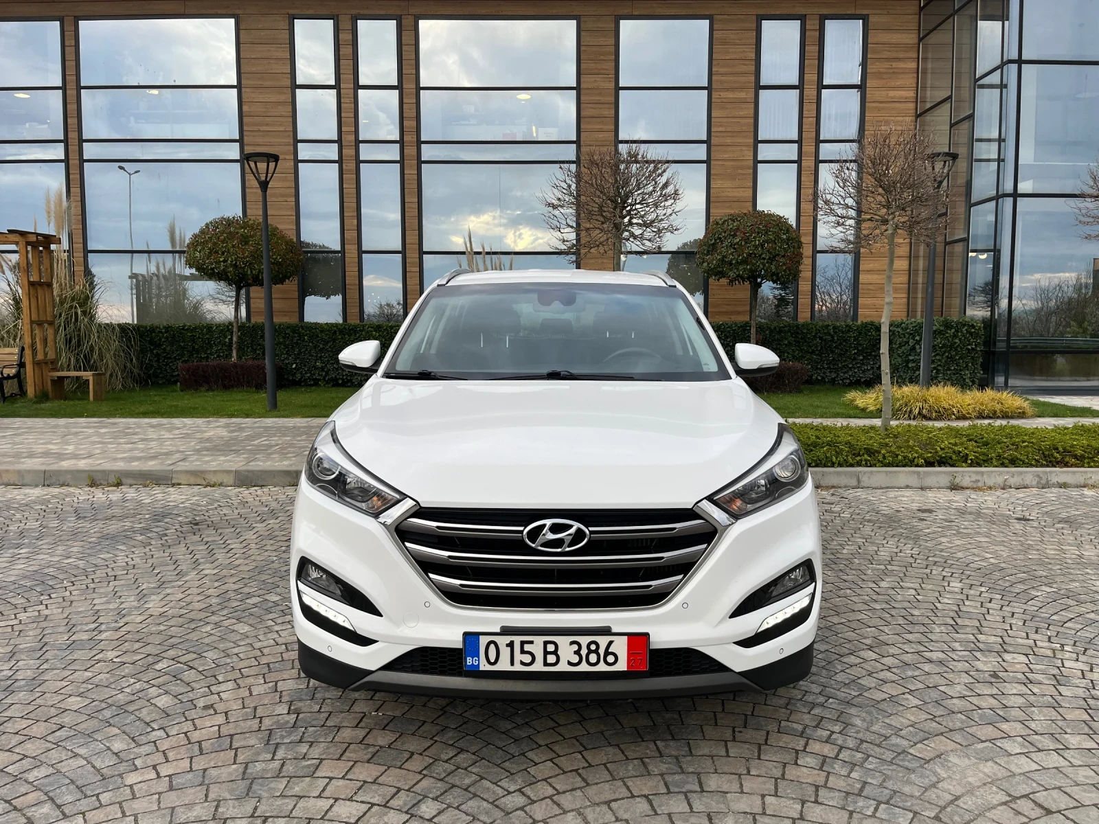 Hyundai Tucson 2.0CRDi* 4WD* line Keep Asst* Navi* Camera* Full!! | Auto.bg — изображение 1
