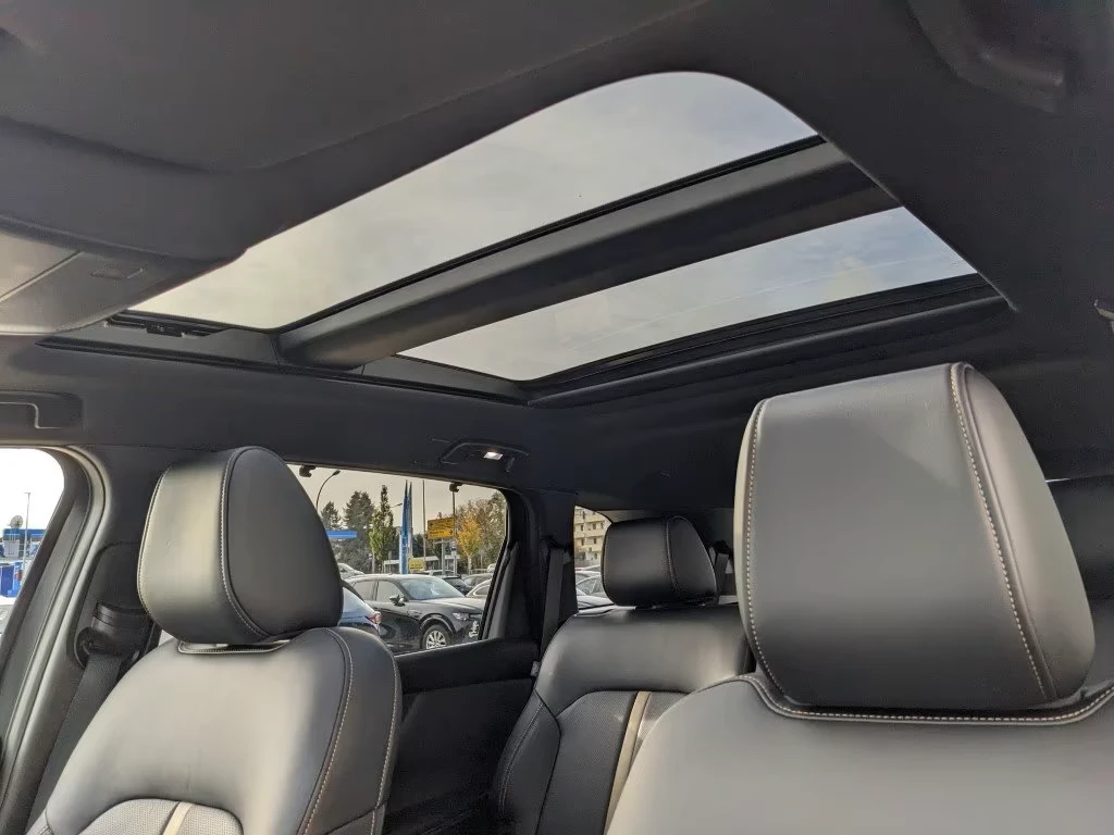 Mazda CX-80 3.3D* HOMURA* 6+ 1* PANO* DISTR* KEYLESS* 360 CAM*, снимка 11 - Автомобили и джипове - 54708222