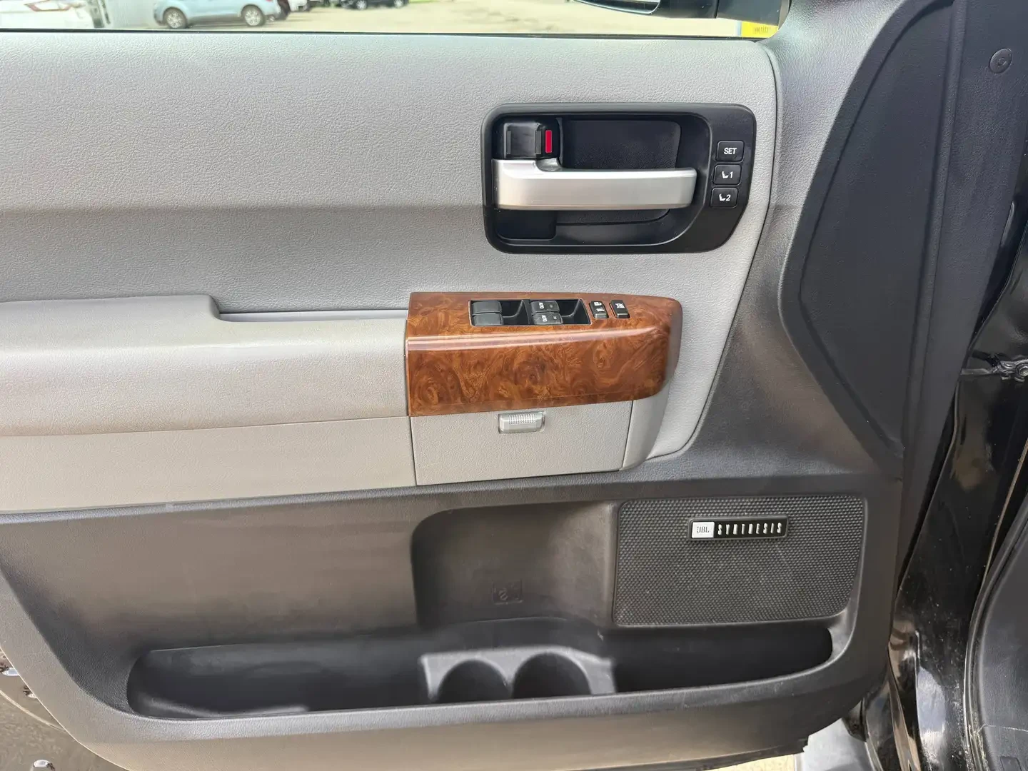 Toyota Sequoia Platinum | Mobile.bg � ����������� 12