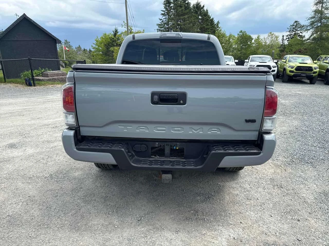 Toyota Tacoma * 4x4 Double Cab SB * CARFAX * БЕЗ ПЪРВОНАЧАЛНА ВН, снимка 4 - Автомобили и джипове - 54964044